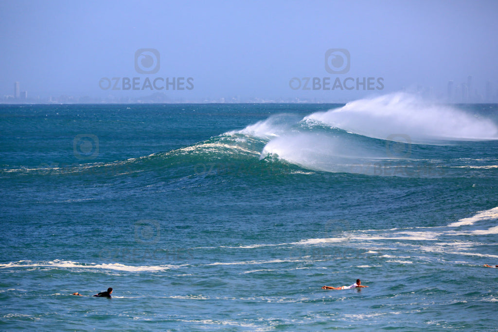 Snapper Rocks Cyclone Oma swell February 2019