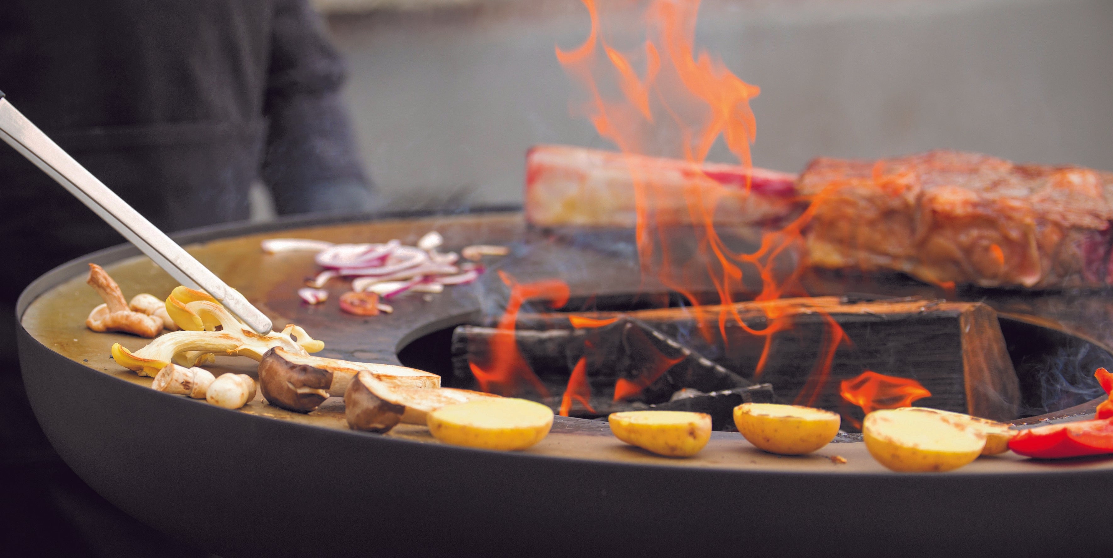 Suradam Donker worden Zichzelf Wat is OFYR en Plancha BBQ? Ontdek het nieuwe outdoor cooking. – RYMBU
