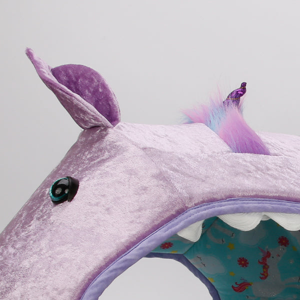 Detail of the novelty unicorn Cat Ball cat bed