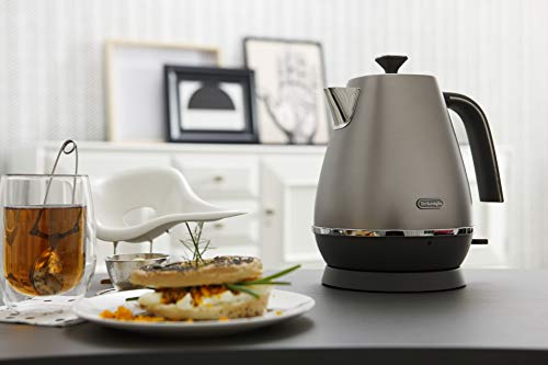 delonghi distinta kettle silver