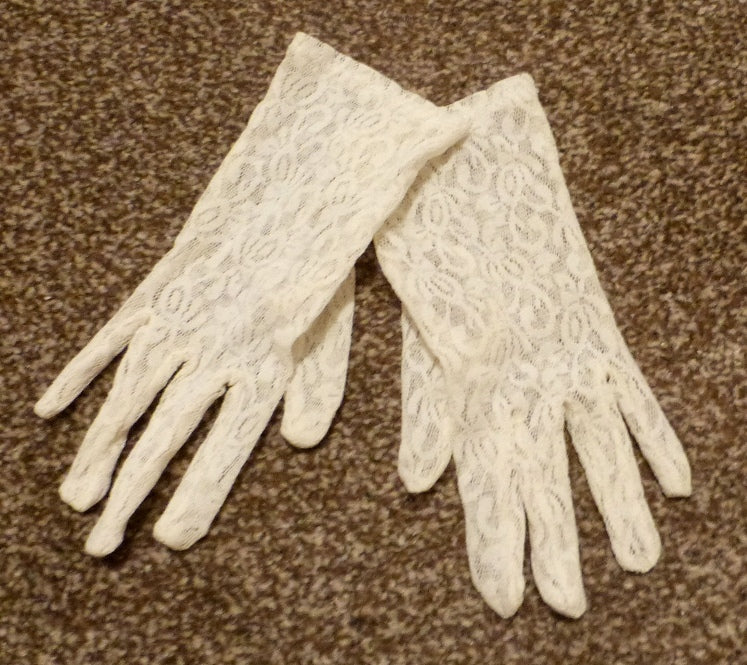 cream lace gloves uk