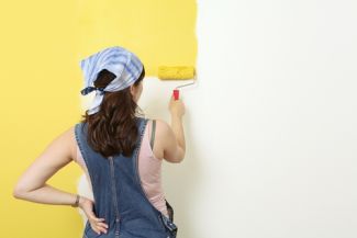how to paint a wall