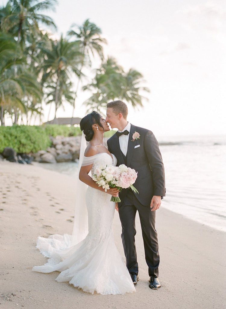 đám cưới miền nhiệt đới thanh lịch bên bờ biển Oahu Hawaii