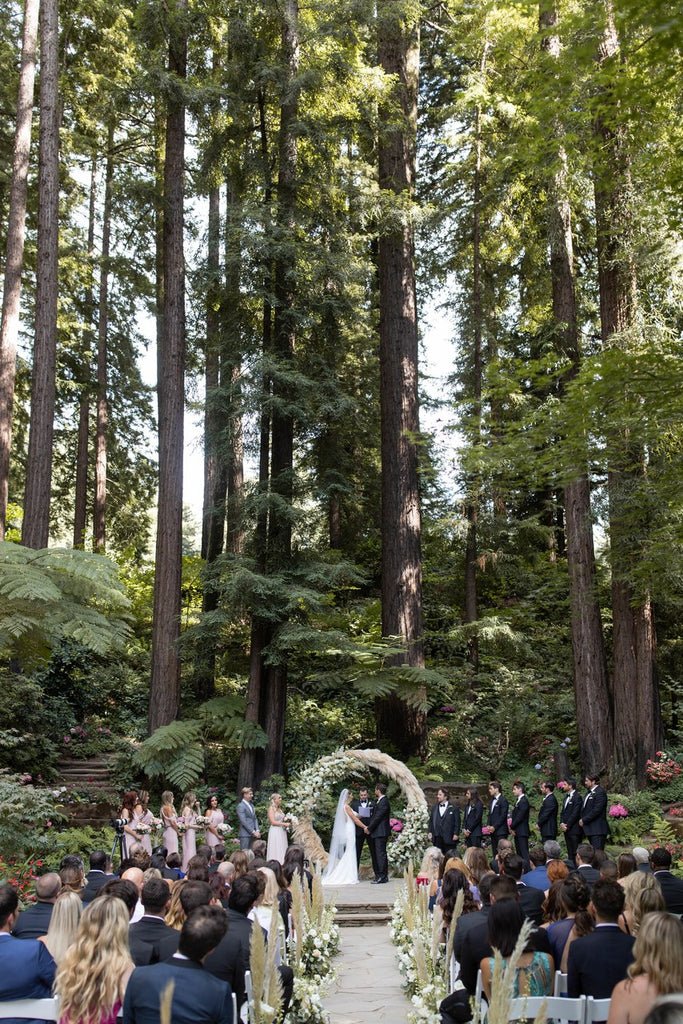 đám cưới sao "Chạng Vạng" trong rửng gỗ đỏ redwoods ashley-greene-and-paul-khoury-wedding07 áo cưới meera meera