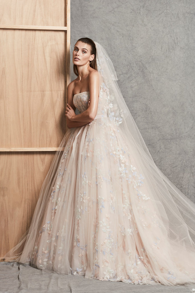 BST váy cưới công chúa tuyệt đẹp Zuhair Murad thu đông 2018 may áo cưới đẹp tp hcm sài gòn áo cưới cao cấp meera meera fashion concept
