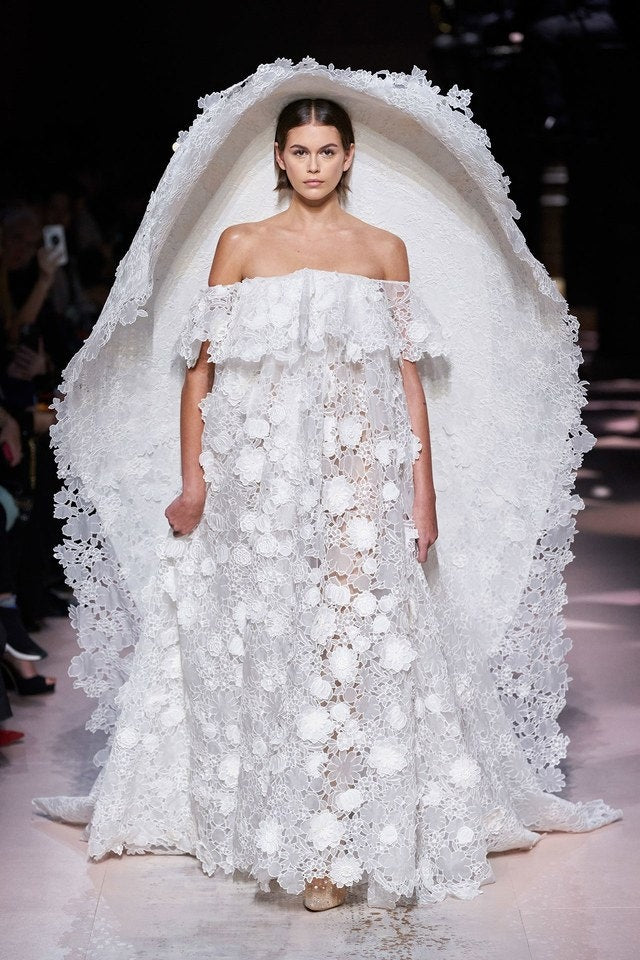 những chiếc áo cưới đẹp nhất mùa haute couture xuân hè 2020