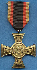 médaille allemande en forme de croix de fer