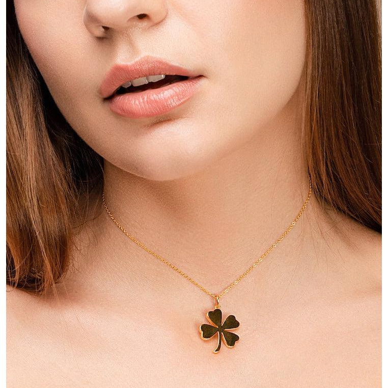 clover choker necklace