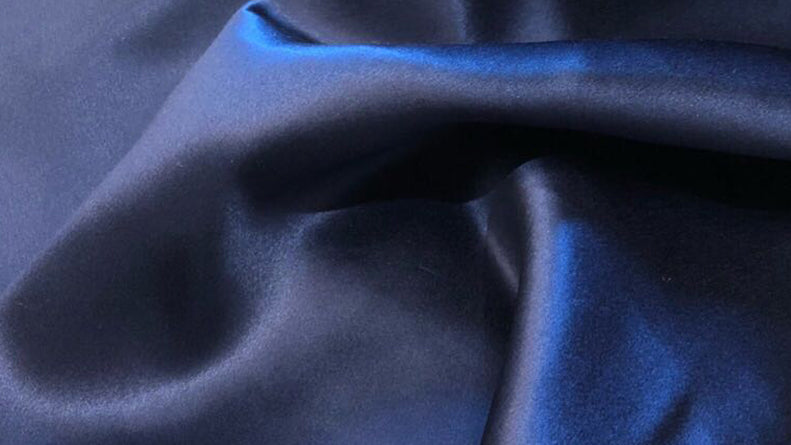 Why is silk fabric hypoallergenic?