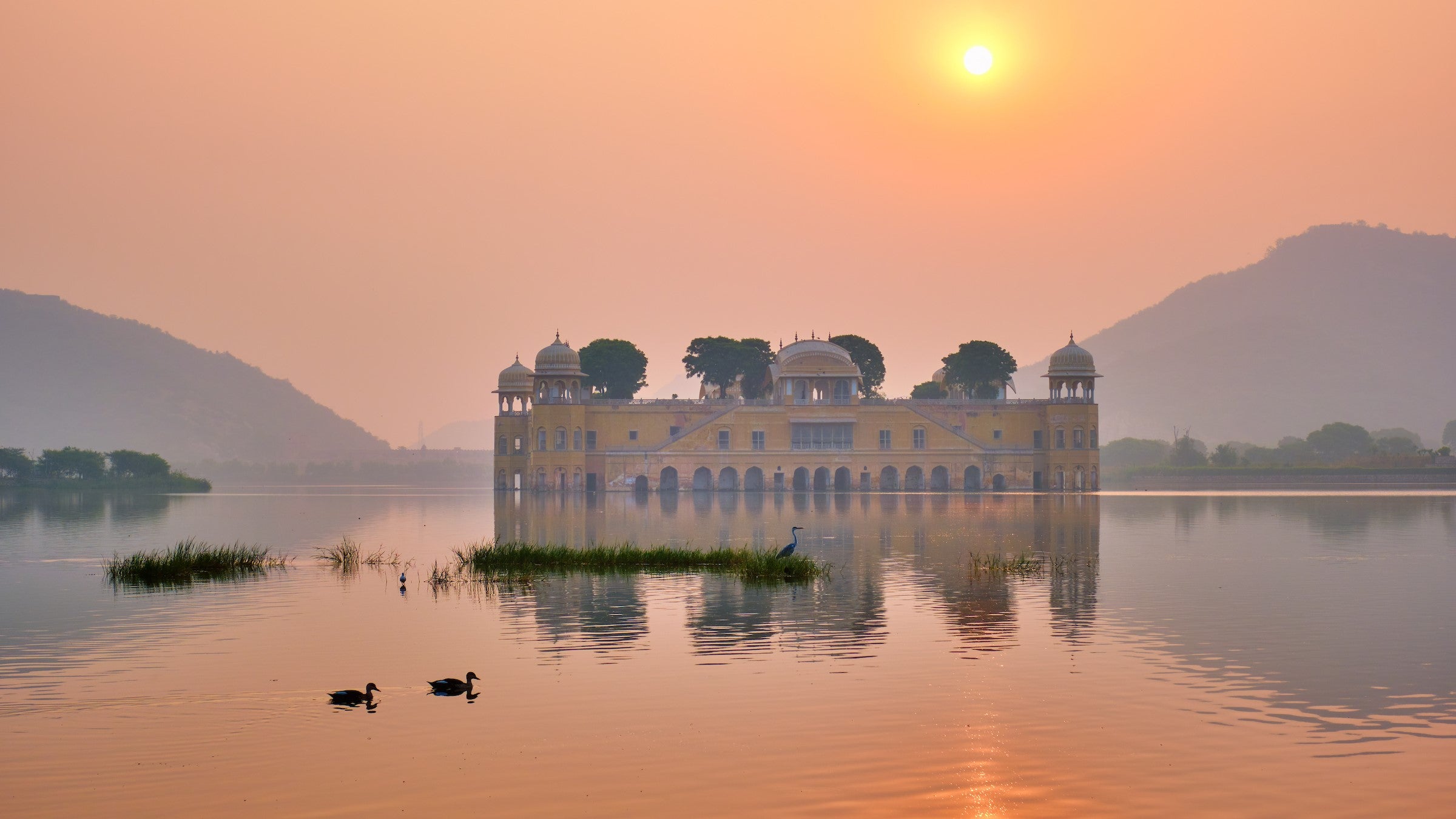Jaipur’s beautiful Water Palace, Jal Mahal