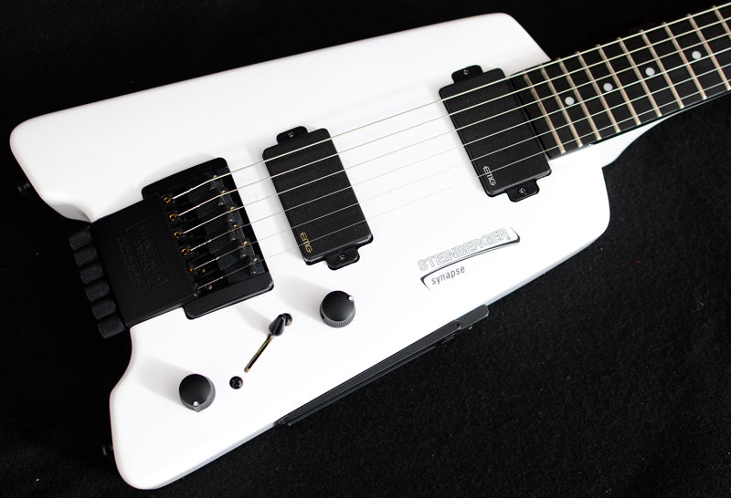 Used Steinberger Synapse SS-2F White