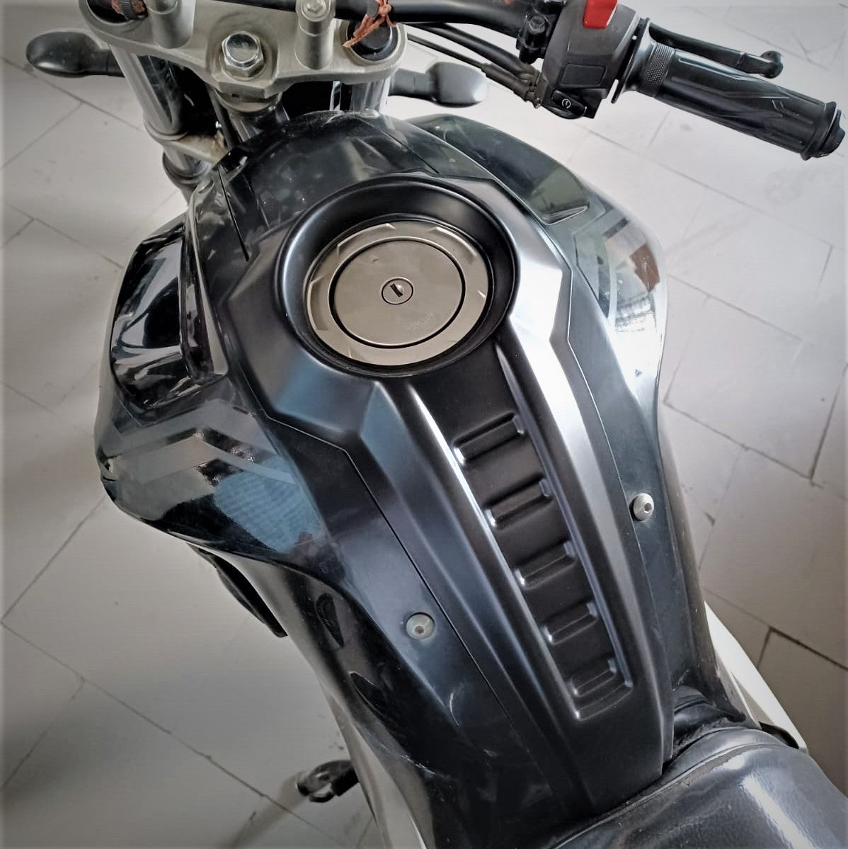 yamaha fzs extra accessories