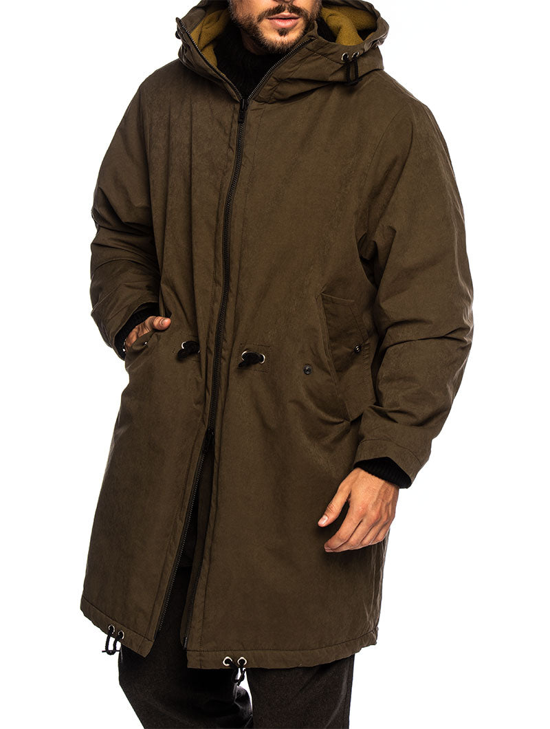 RUNE PARKA IN OLIVE GREEN