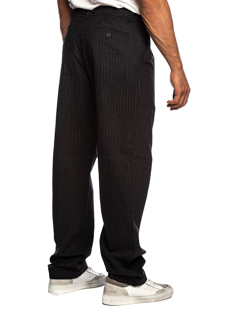 SUNE CASUAL PANTS IN STRIPED BLACK