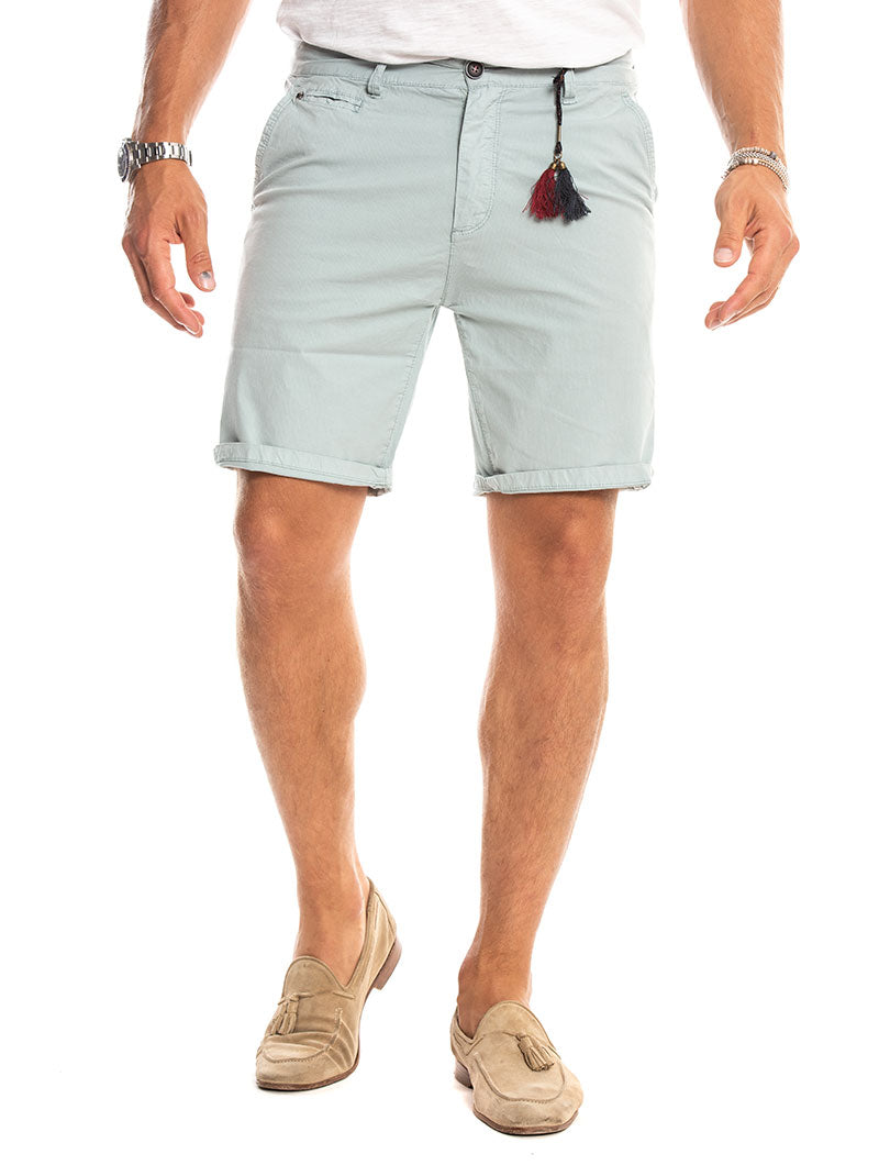 BARSON SHORTS IN LIGHT BLUE PINSTRIPE