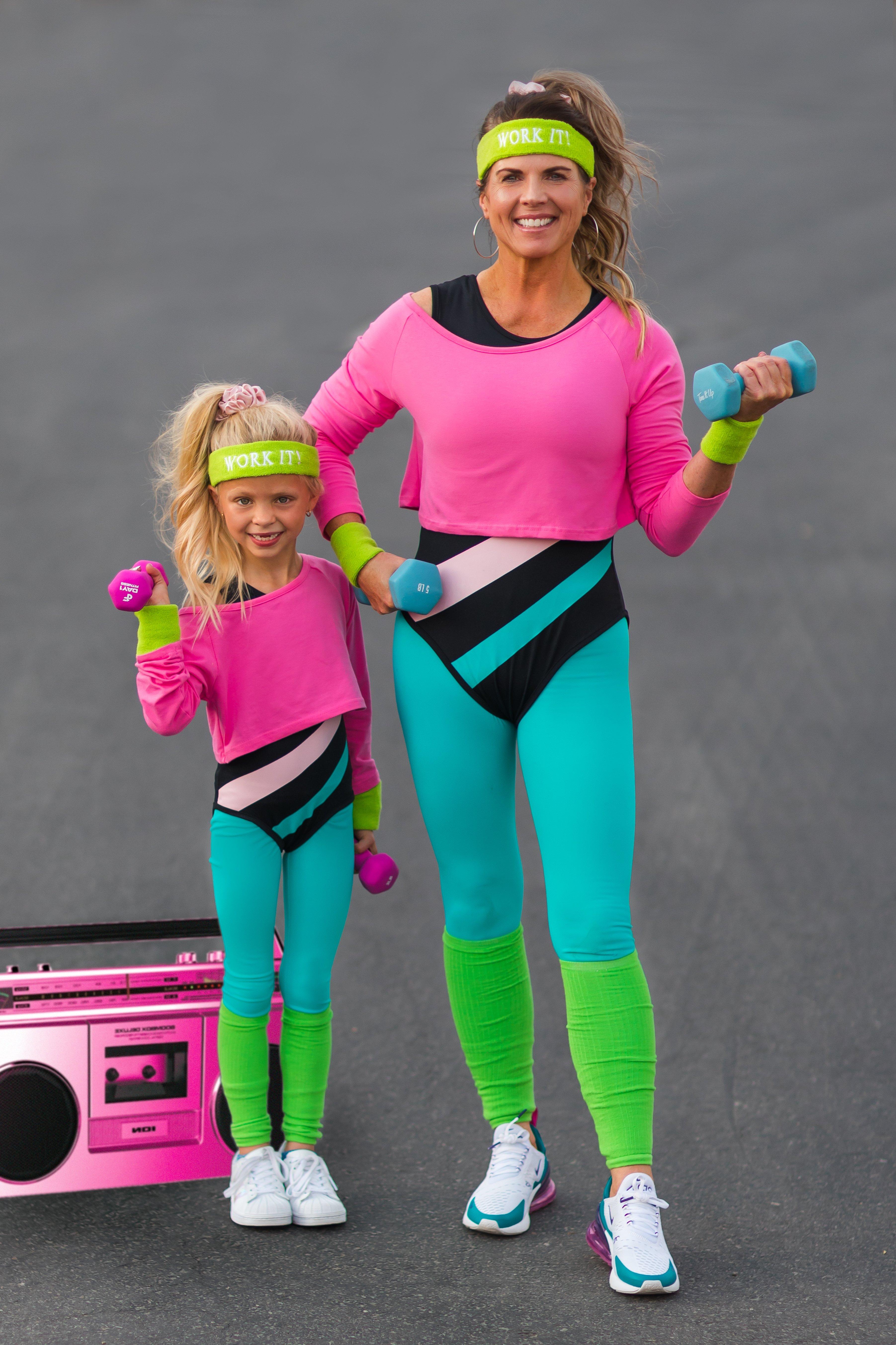 levering aan huis voorkant Echt niet Mom & Me - '80s Workout Costume - COMPLETE SET! | Sparkle In Pink