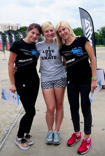 From left: Ewelina Czapla, Paulina Czapla & Angelika Prucnal