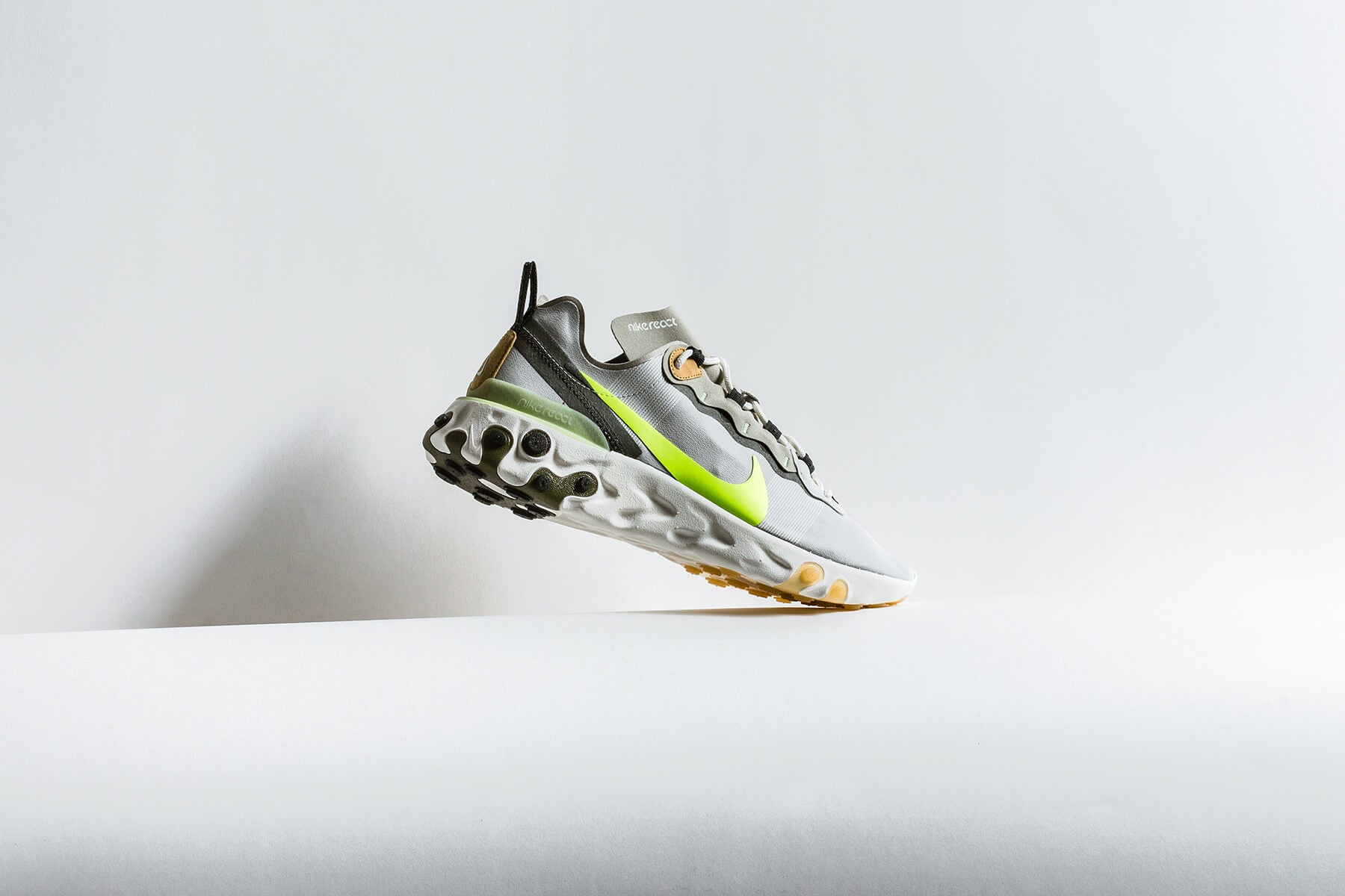 React Element "Spruce Available Now – Feature