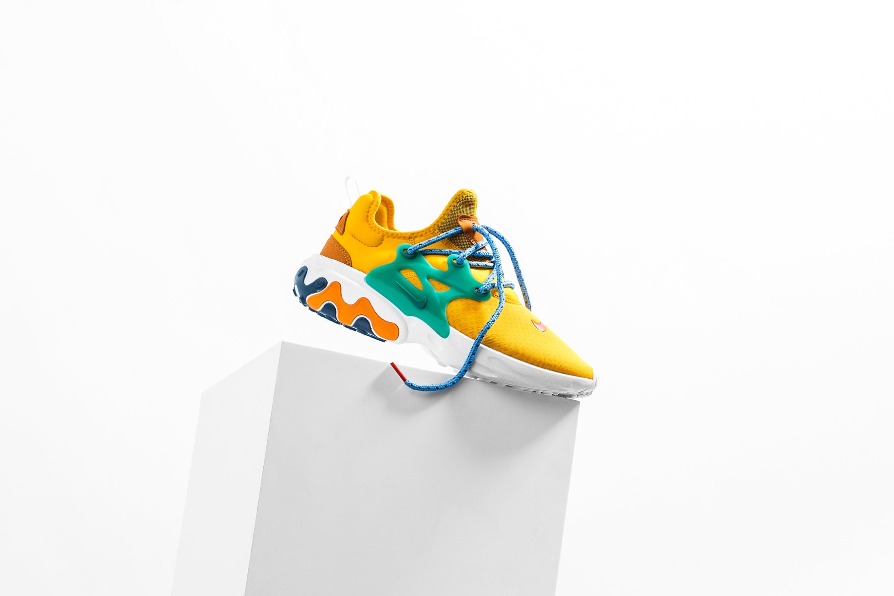 Nike React Presto "University Gold/Habanero Red" Available Now Feature