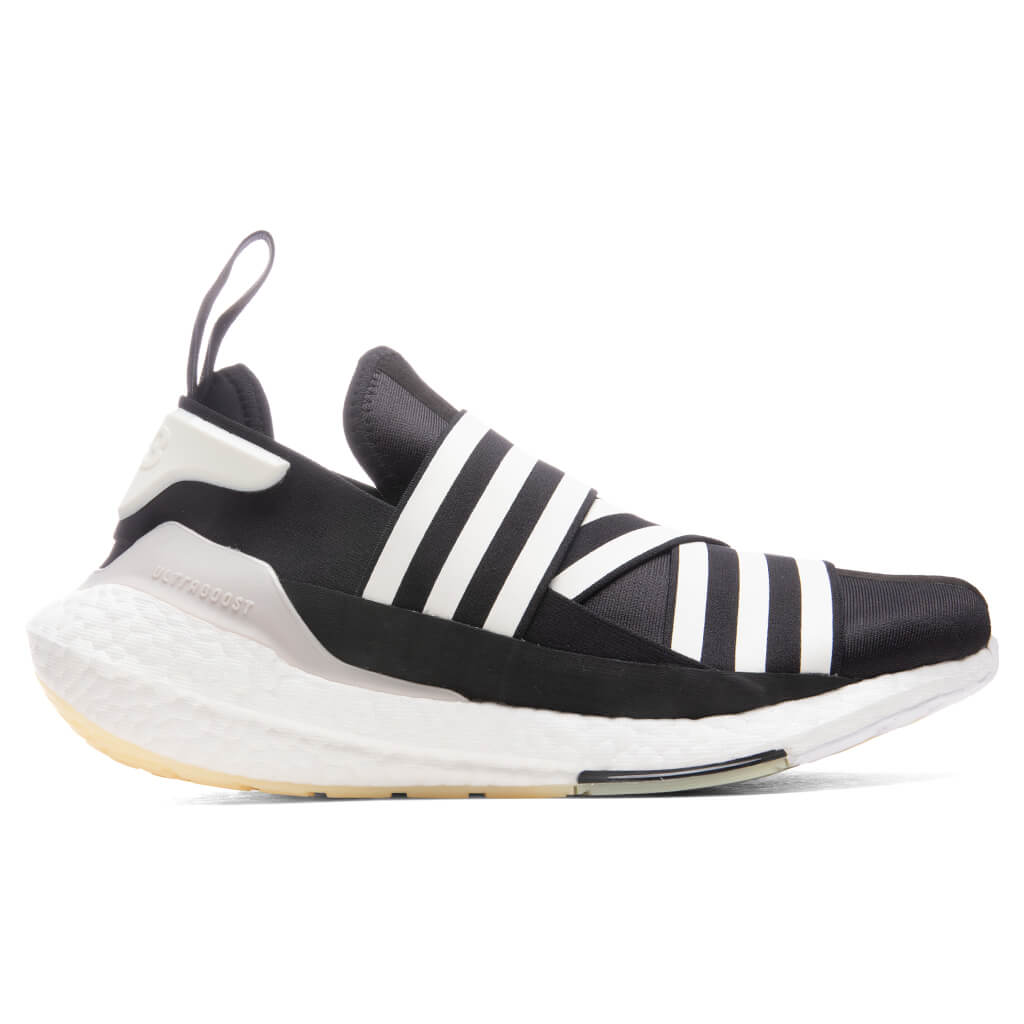 Y-3 Ultraboost 22 - Black/Core White/Chalk Pearl