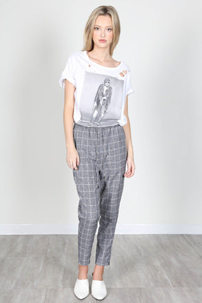 grey checkered pants outfit