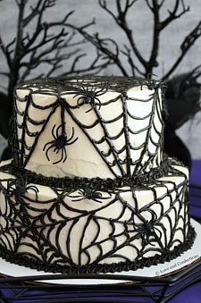 Halloween Wedding cakes, halloween wedding ideas,fall weddings,halloween party,spiders