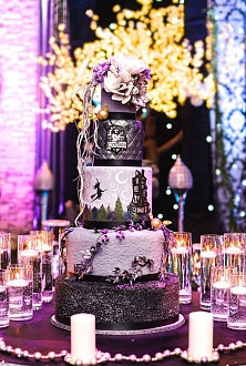 Halloween Wedding cakes, halloween wedding ideas,fall weddings,halloween party