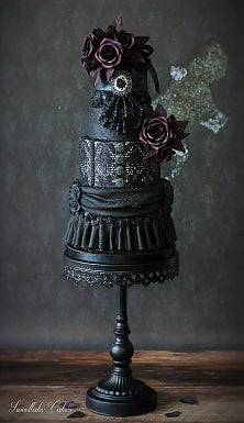 Halloween Wedding cakes, halloween wedding ideas,fall weddings,halloween party, victorian gothic weddings