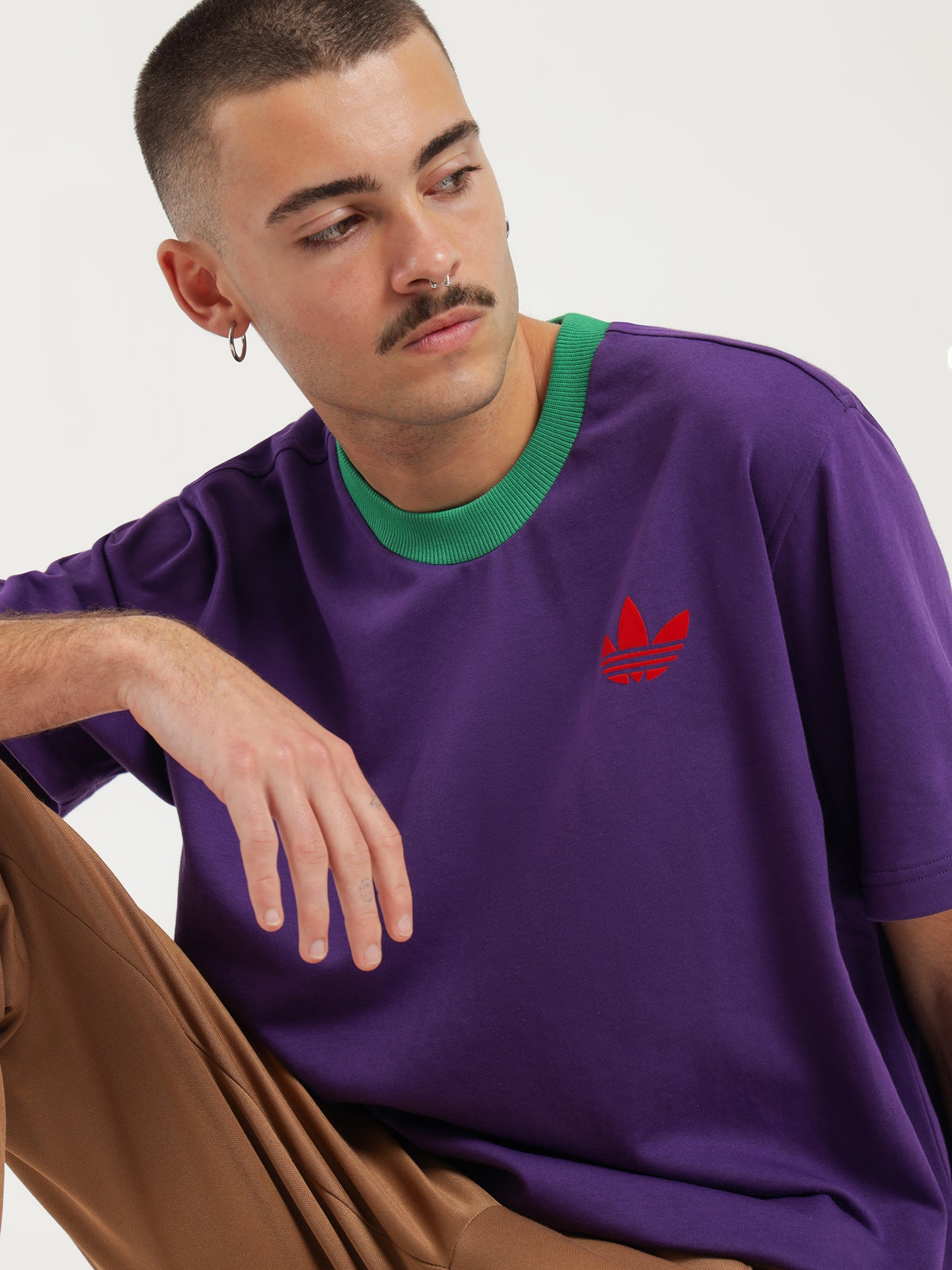 ADICOLOR 70s Heritage Now Large Trefoil T-Shirt in Purple