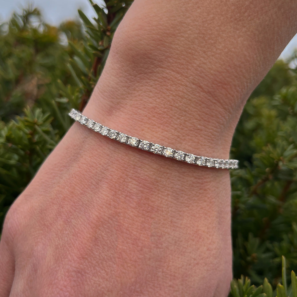 5 ctw diamond bracelet