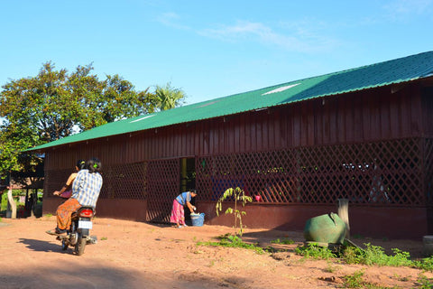 Nos ateliers de village situé à Banteay Chhmar permettent de faire vivre notre projet social en aidant toujours plus de femmes.