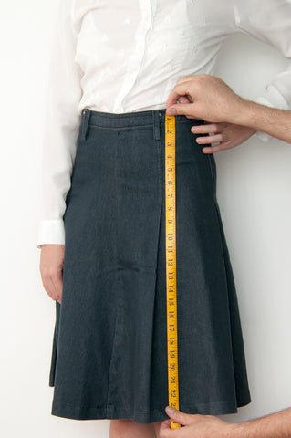 BW - Women's Skirt Length Measurement