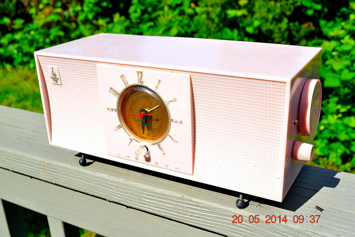 エマーソン　ラジオ時計　1956 Emerson 824 Clock Radio