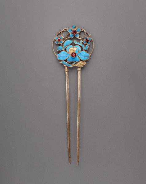 Qing dynasty tian-tsui hair fork. (Arthur M. Sackler Gallery, Smithsonian Institution)