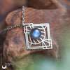 Collier "Dune" Labradorite - Illustrations & Bijoux fantaisie ClairObscur Art