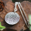 [Vente flash] Collier fantaisie "Le lotus & la Lune" - Illustrations & Bijoux fantaisie ClairObscur Art