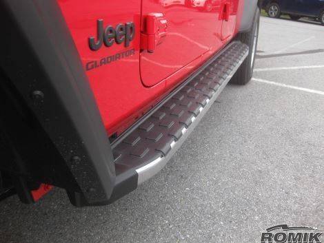 ROMIK 2020 Jeep Gladiator Running Boards REC-TP Side Steps 51316418