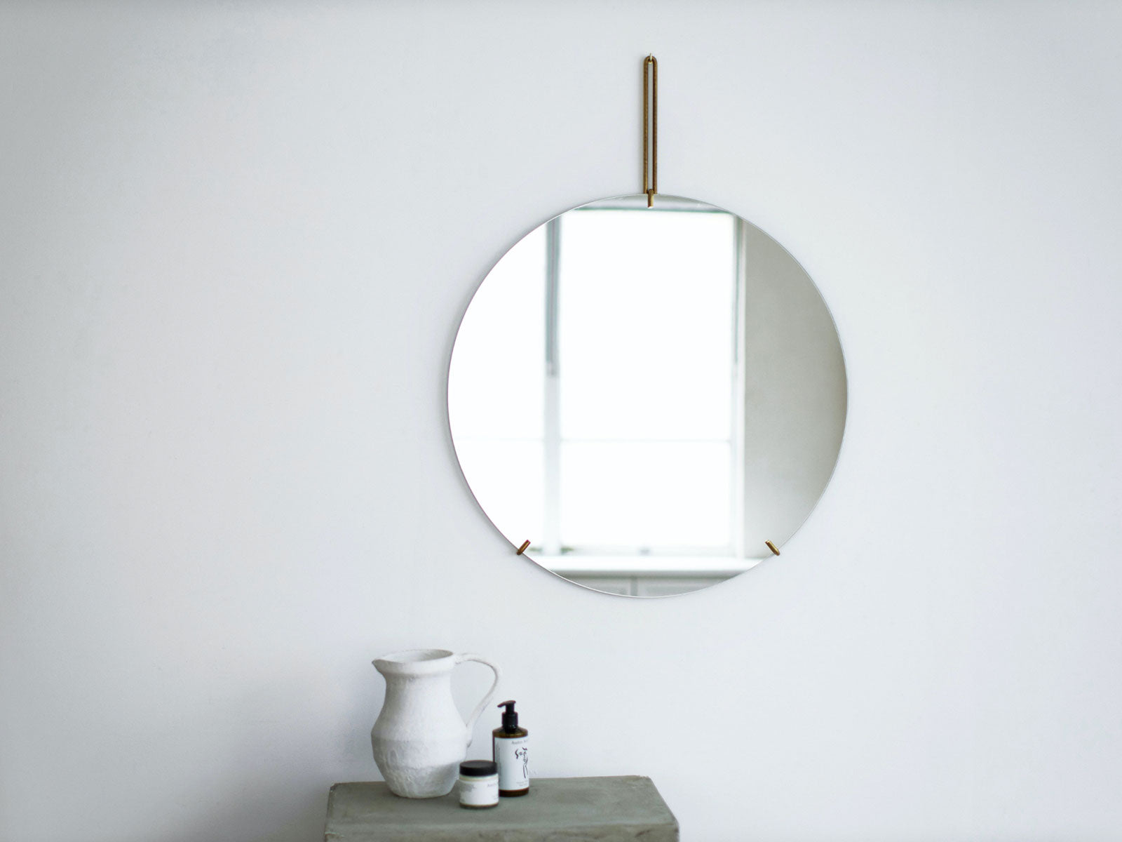 MOEBE WALL MIRROR／ブラス 70cm – Orné de Feuilles