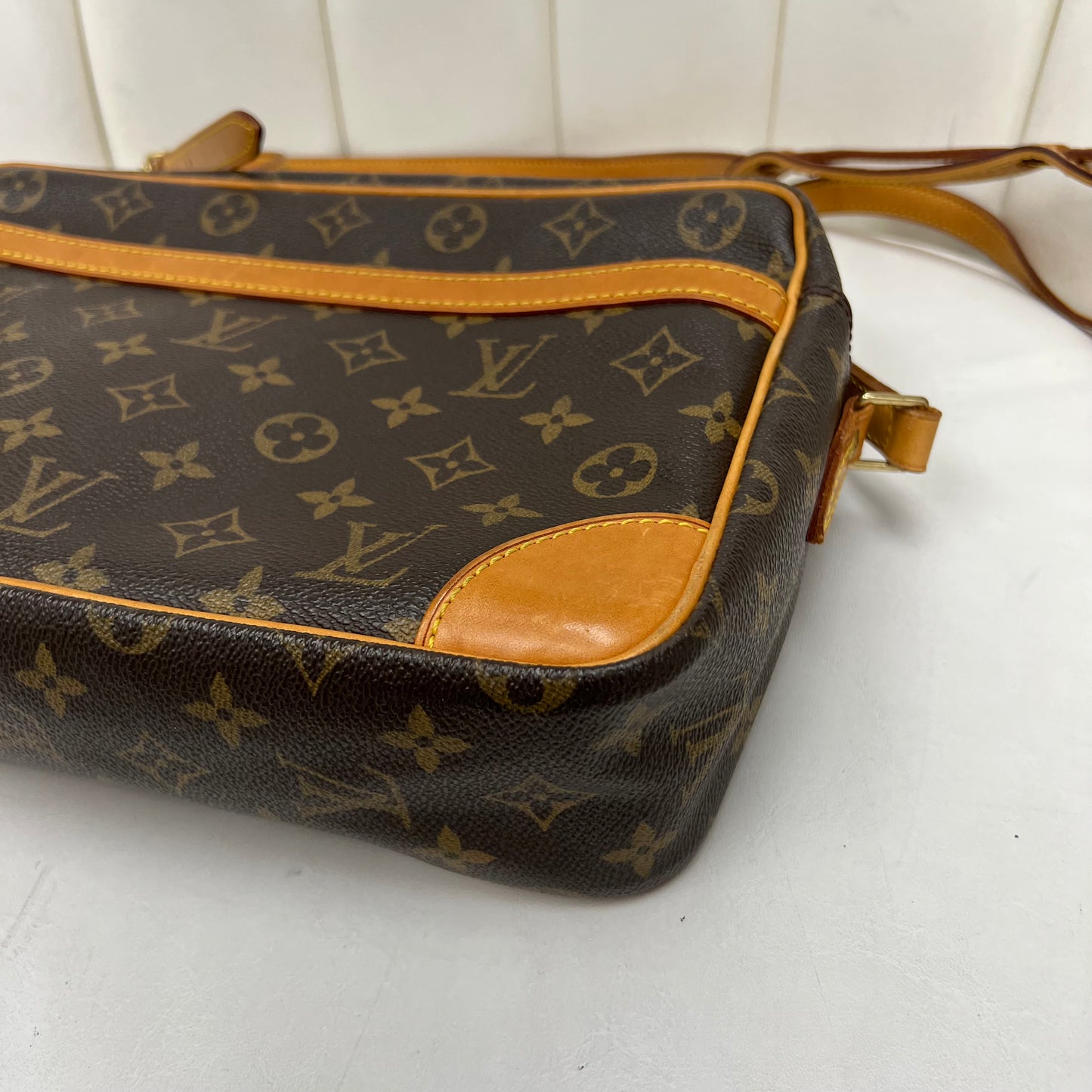 Louis Vuitton Trocadero 30 Monogram