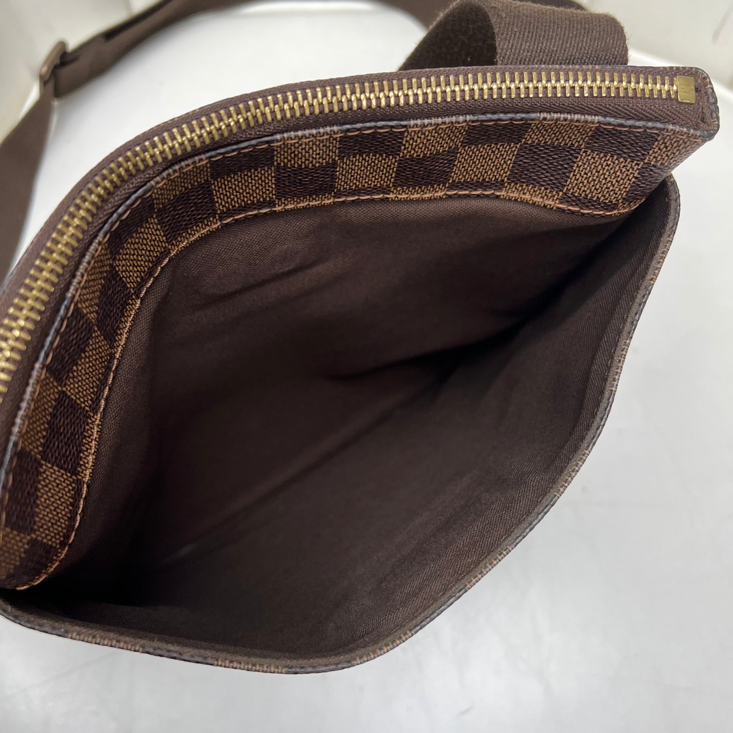 Louis Vuitton Brooklyn Pochette Plate Damier Ebene