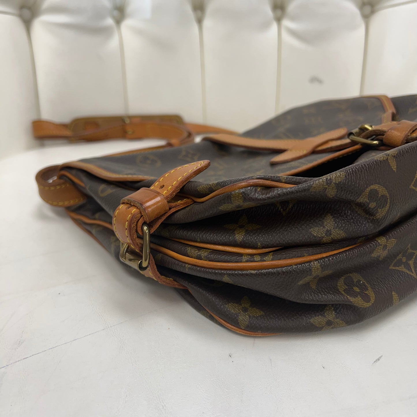 Louis Vuitton Saumur 30 Crossbody Monogram