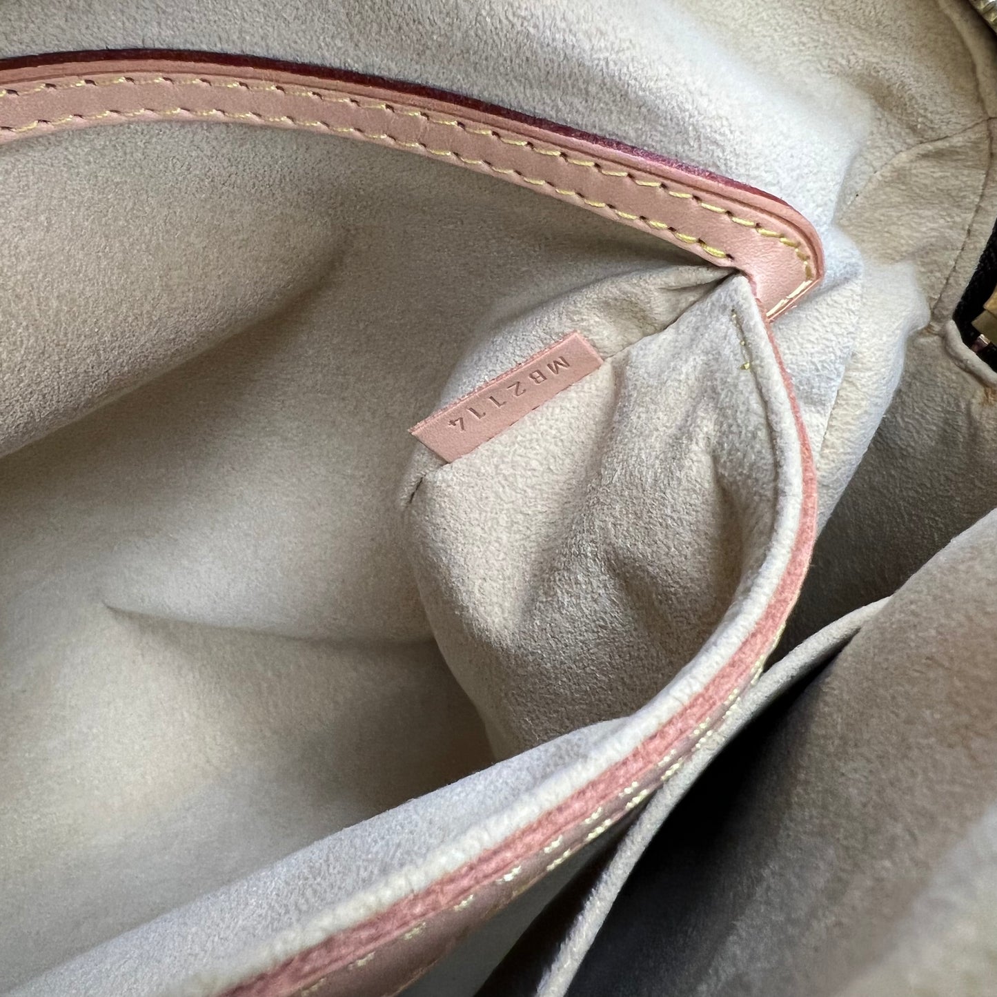 Louis Vuitton Monogram Retiro PM