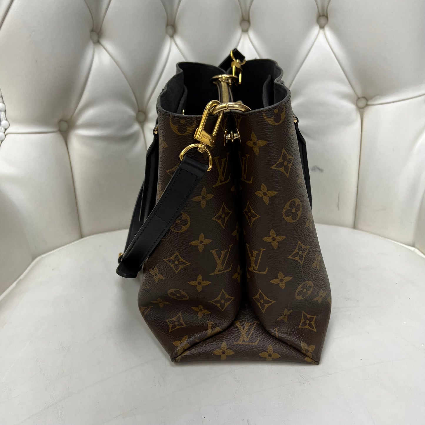 Louis Vuitton Flower Zipped Tote MM Monogram