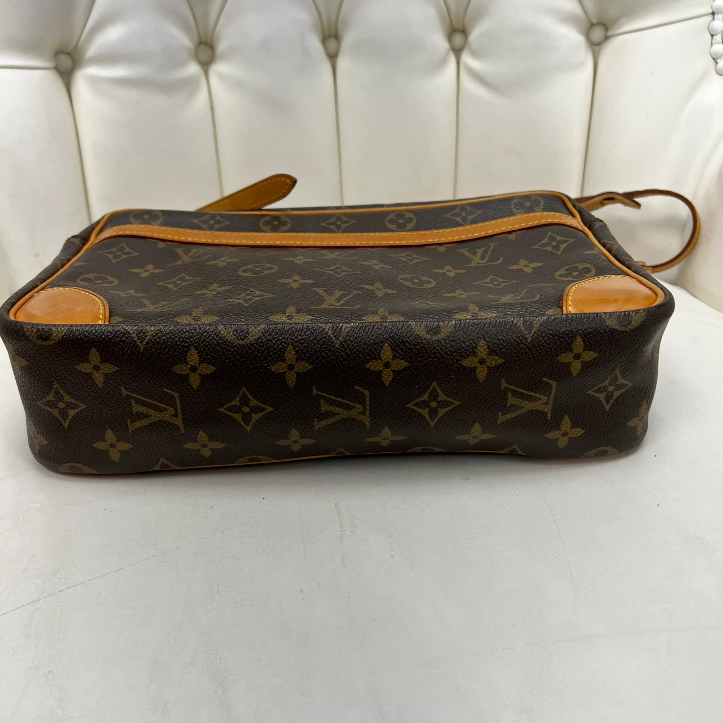 Louis Vuitton Trocadero 30 Monogram