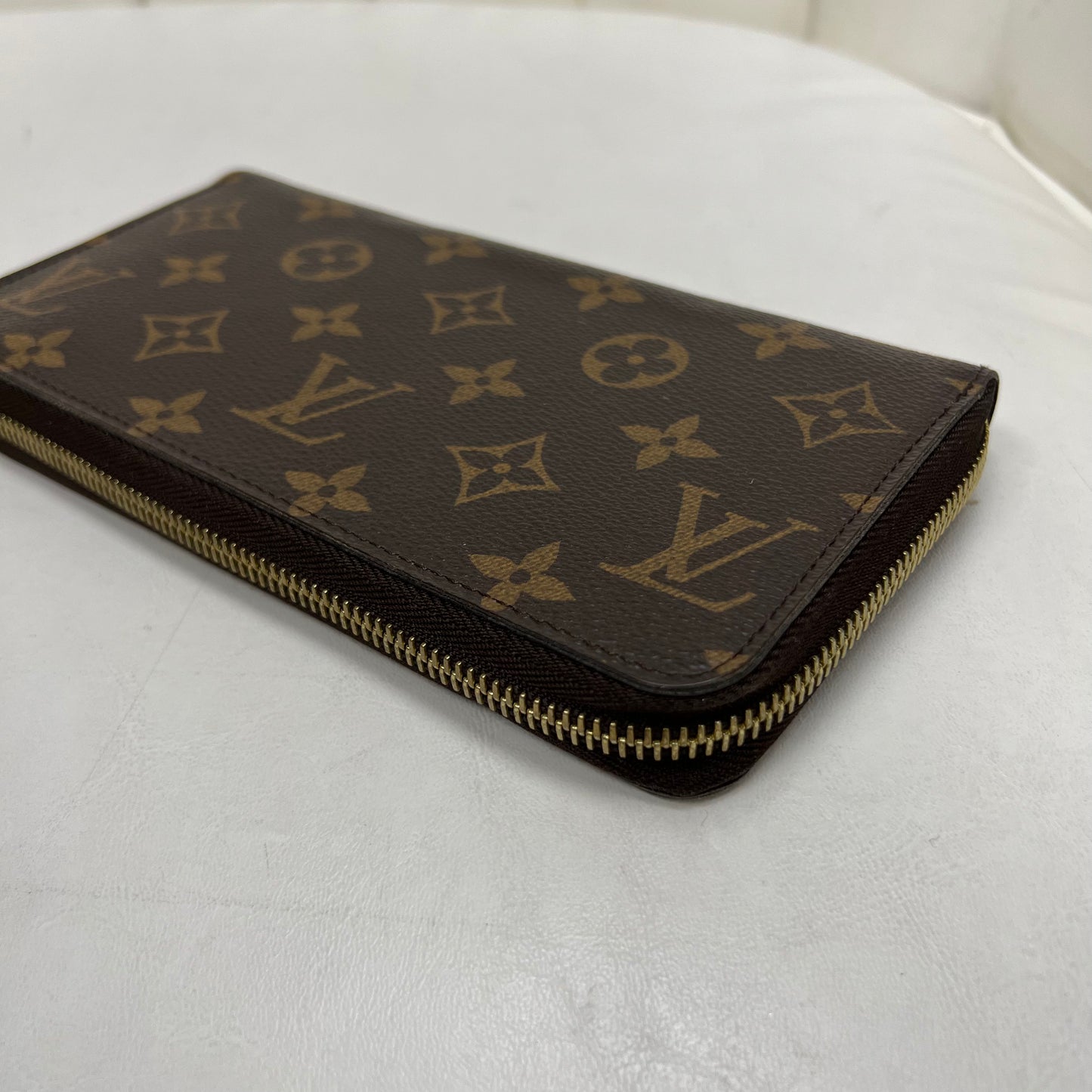 Louis Vuitton Zippy Wallet Monogram