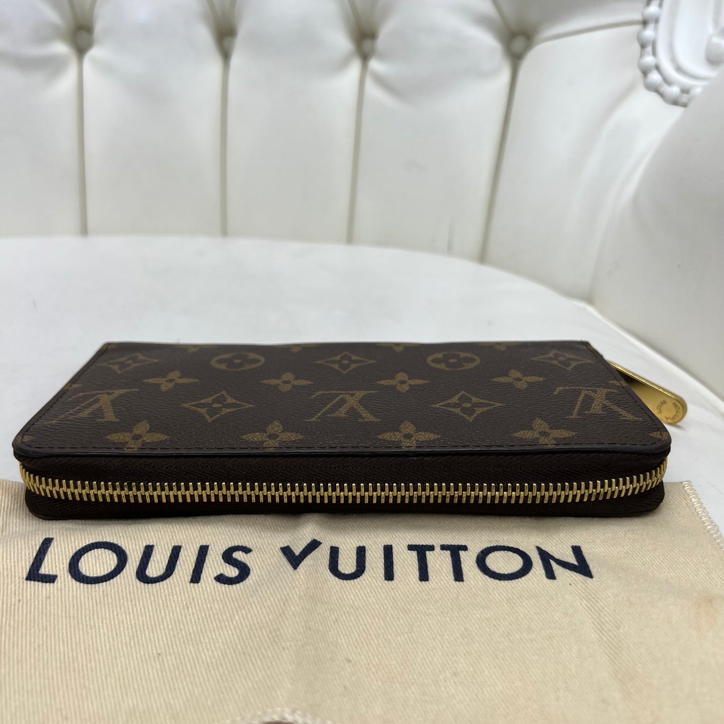 Louis Vuitton Zippy Wallet Monogram