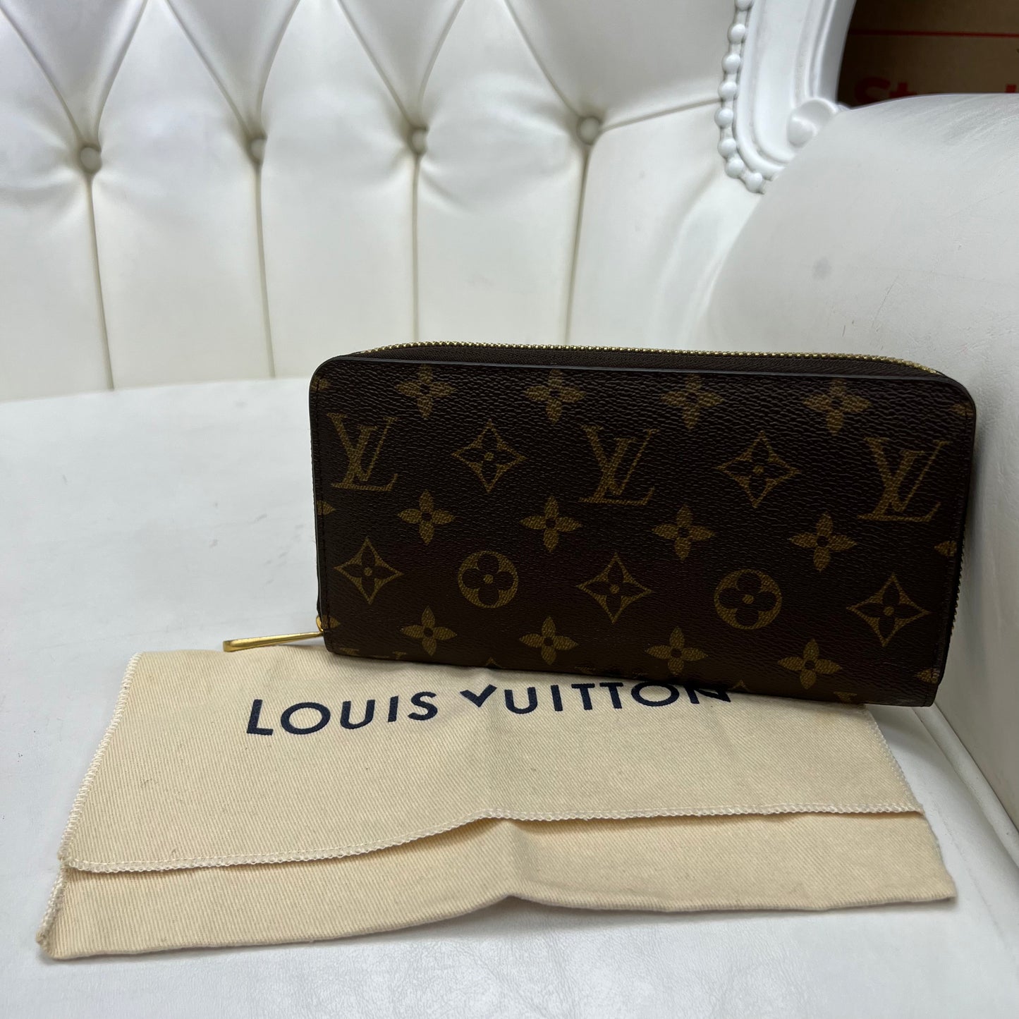 Louis Vuitton Zippy Wallet Monogram