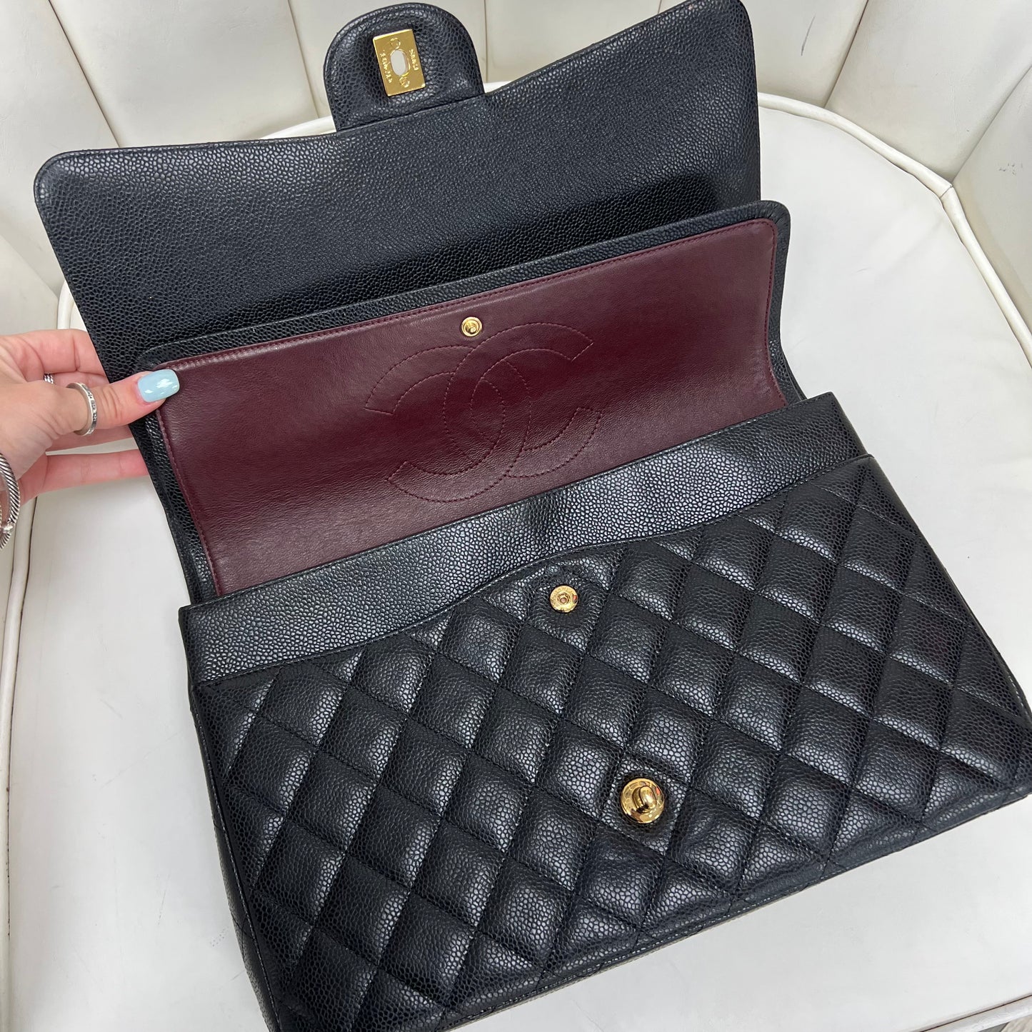 Chanel Jumbo Double Flap Black Quilted Caviar