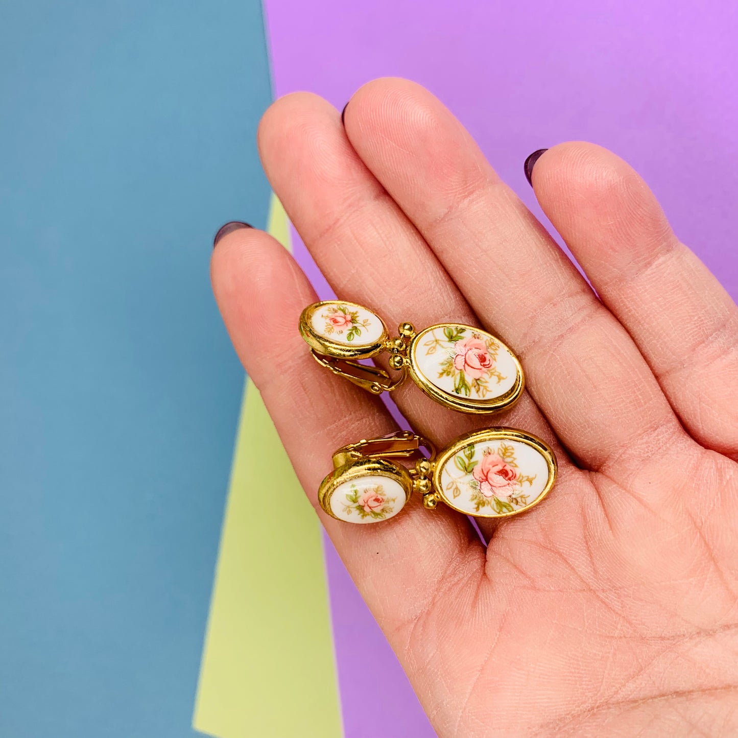 Rare 1950s Avon floral cameo clip on earrings