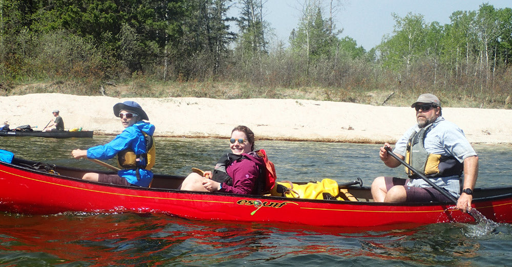 Paddlers wearing PFDs 